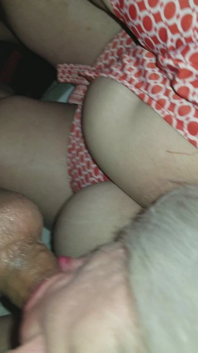 T sucking another guy's dick