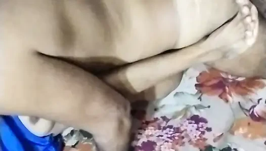 Pakistanlı üniversiteli güzel kız arkadaş seks yapıyor