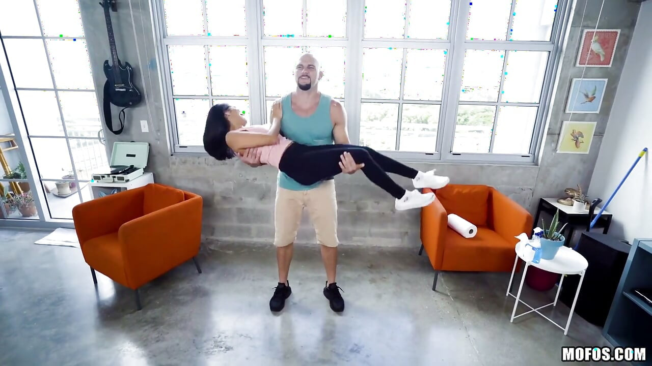 Dont Break Me - Latina Monica Asis & Jmac Skip paycheck za surovou kancelářskou relaci a Těsná kundička fackování