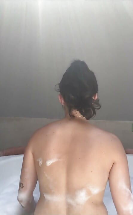 Heißer sex in der badewanne