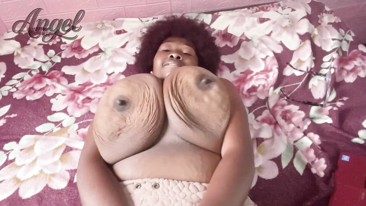 내가 거대한 총을 휘두르는 걸 보러 와.