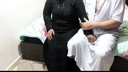 Aku ngentot ibu tiriku sama temanku sendiri