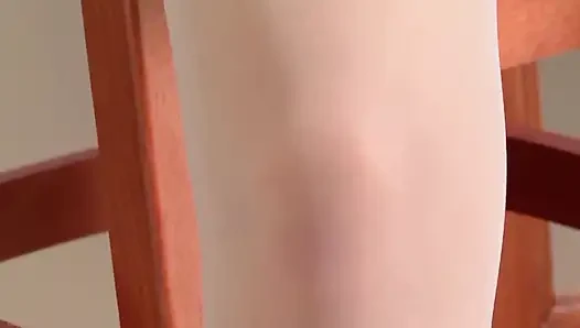 Ich ficke mich selbst und genieße es mit dem dildo - teil 1
