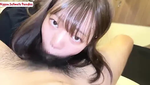 Mantan aktris sekarang lagi asik ngisap amatir sampai banjir!