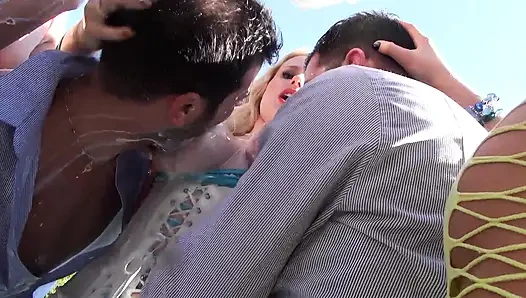 Rocco hard academy si pirang dientot habis-habisan