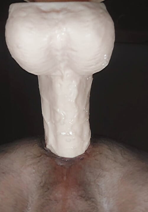 Big Cock for sloppy and farting ass