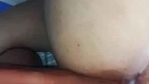 Seks larut malam bikin memeknya basah kuyam