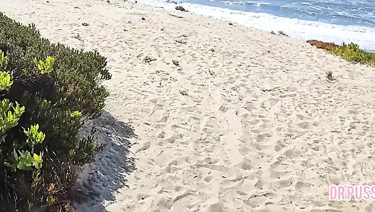 Schwangere frau wird von ihrem ehemann verlassen und masturbiert einen fremden am strand, ohne dass er es weiß, bis sie die ganze mi bekommt