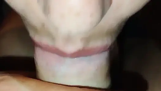 Blowjob hebat, muncrat di mulut dan di wajah