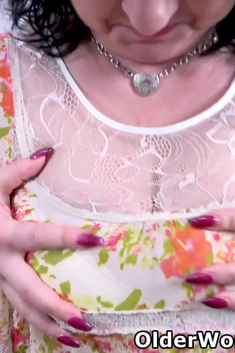 Busty Housemilf Klara's Wet and Meaty Cunt Can Easily Take a Hard Rod