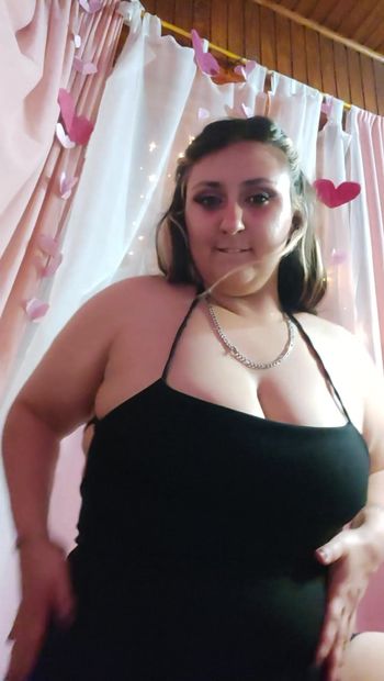 Bbw se burla de ti con su cuerpo caliente