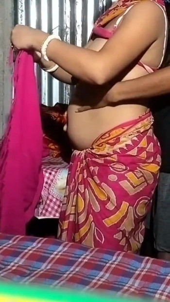 Must-share moment from "Boudi ko raat ko ghormain ghush ke chudai"