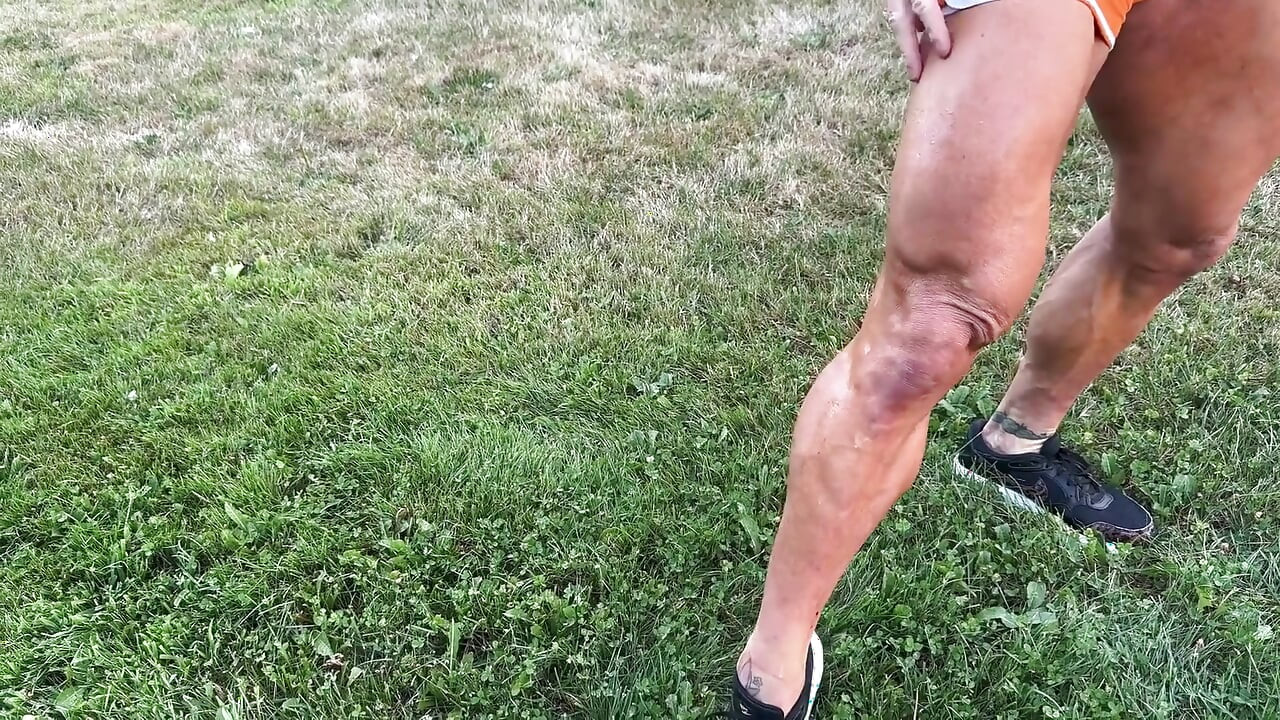 Muscle MILFs Cum Command JOI
