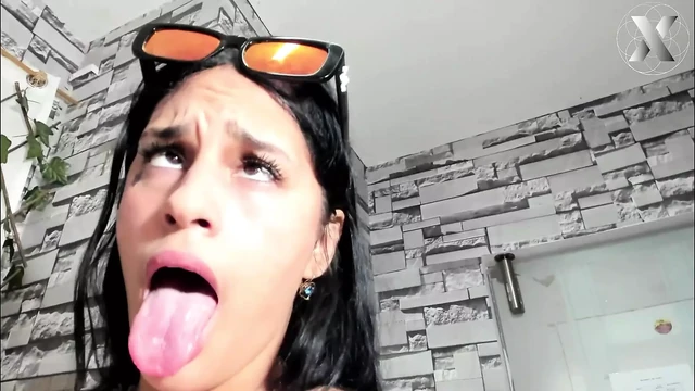 Hot Sluts Do an Incredible Intense Fingering Show