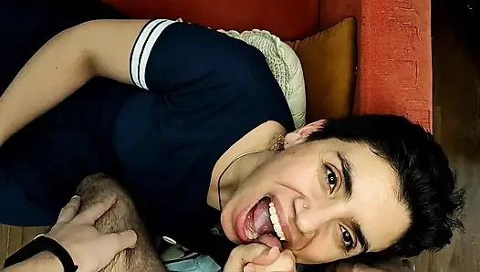 Quickie! Blowjob on the Couch and Cum Mouthful