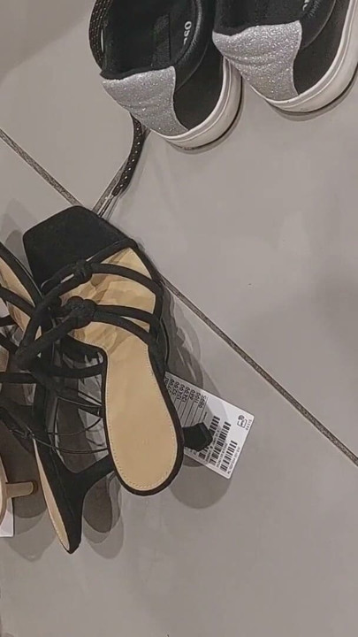 Sexy brunette tries on clothes in fitting room. I'm looking at a hairy mom, hairy pussy, big tits, big ass. | Clip 1