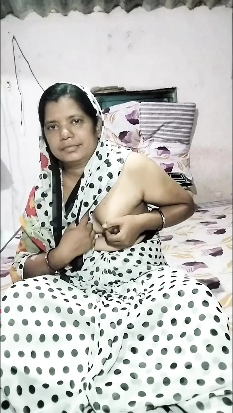 DESI BHABHI ON FIre.