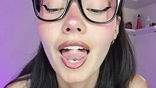 Saliva + Panty