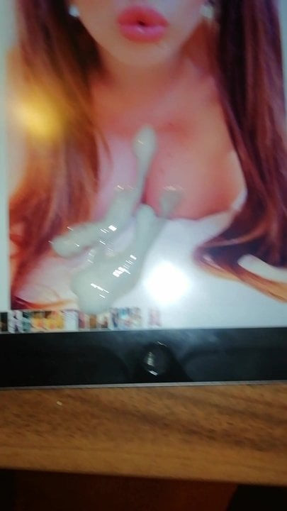 Kim Glow Cumtribute