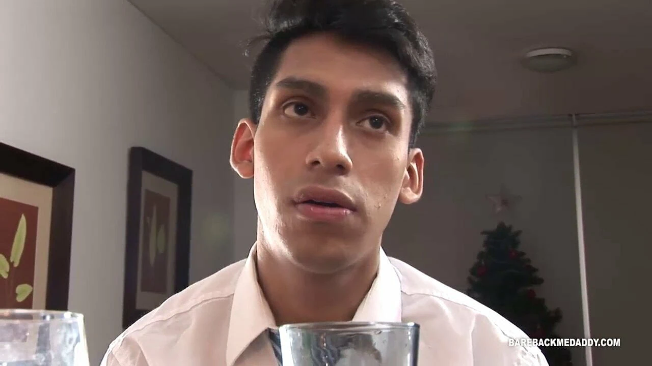 Papi, ohne Gummi, Latina, Twink Alejo