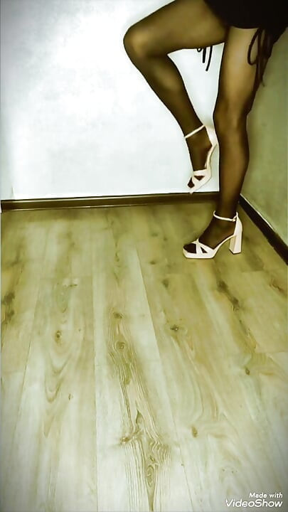 Dabce σε μαύρο χρώμα