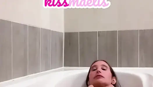 Having Fun in the Bathtub 2