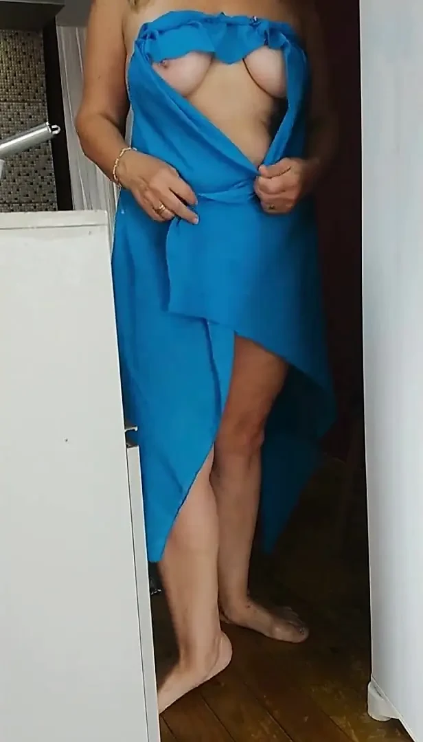 My showing me the new dress to wear to a liberal party