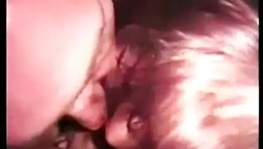 Милфа куколда - жена, которая изменяет