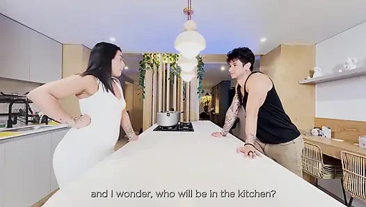 Üvey Anne Mutfakta Beklenmedik Bir Seks Yaşadı Ve İçinde Büyük Bir Boşalma Etkisi Var