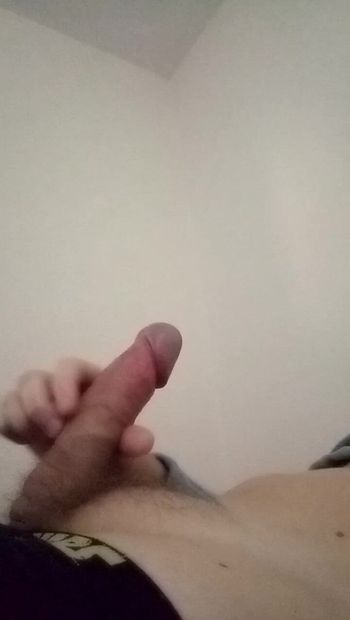 My girlfriend says that I should not fuck her in the mouth in the morning, but fuck my hand  #16