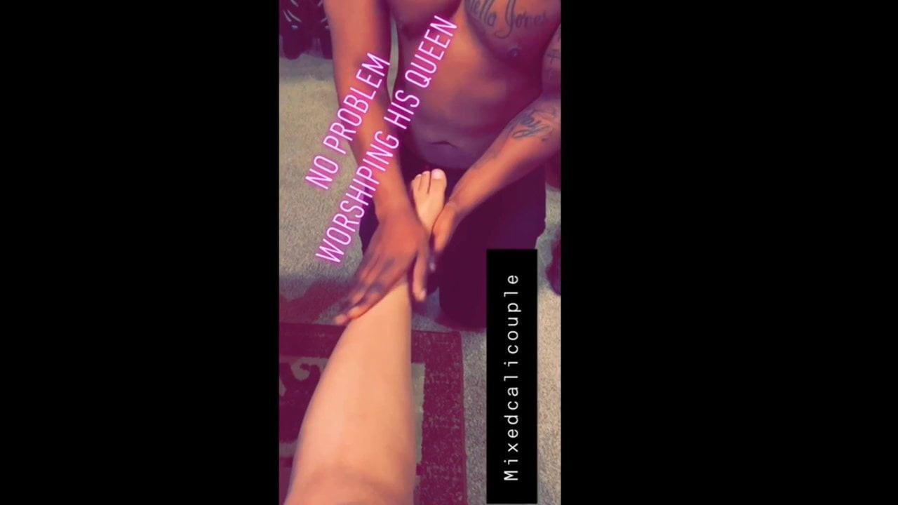 latina wife and her sexy feet