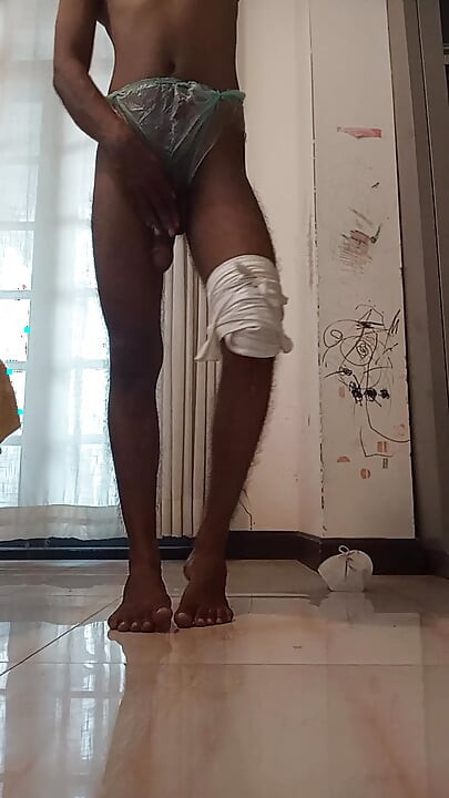 I am back. Enjoy my natural dick