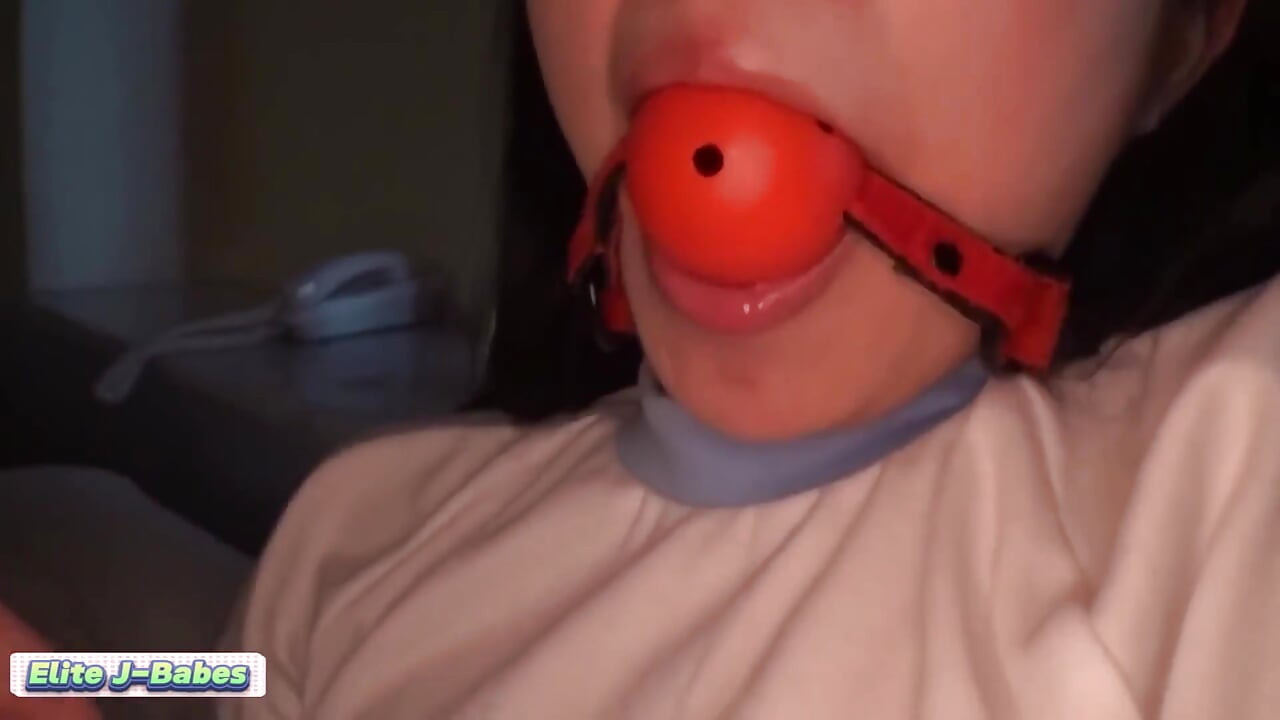 Cute Girl Secret Meet at a Love Hotel, Soaked with Desire, Craving It Deep Inside!