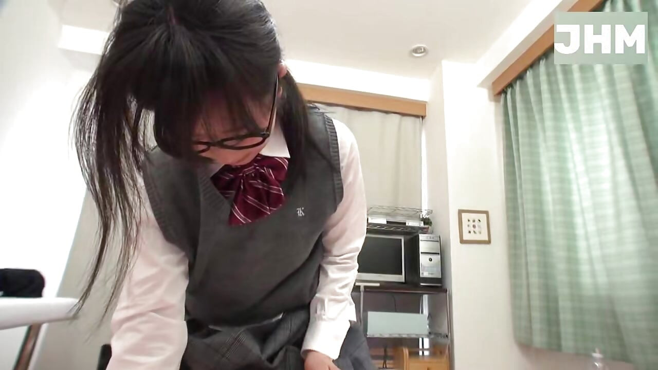 वर्दी में शानदार दिखने वाली सुंदरियां 1