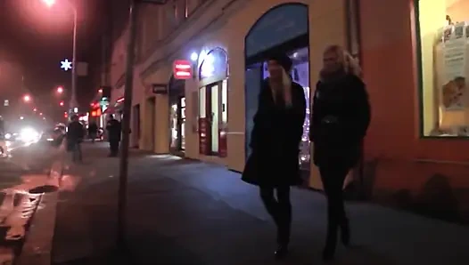 Sarışın Otobüste Sert Sikiliyor