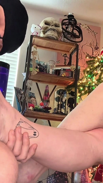 Rozmiar 16 Foot Worship 6'7 Giantess with Big Feet | Klip 1
