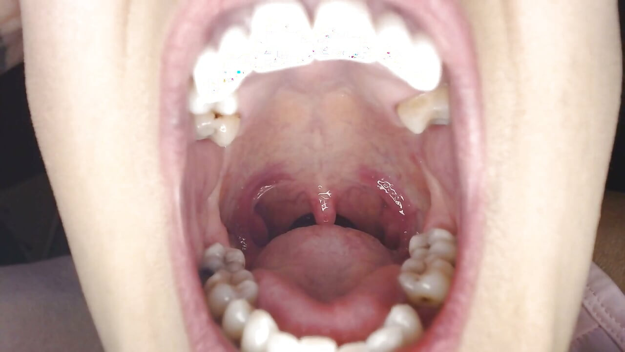 Tongue Twisting Flipping Slapping Closeup Rapid Slap