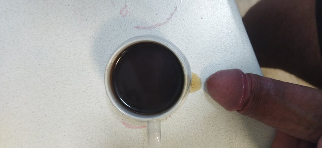 Coffee garnished with sperm HOT