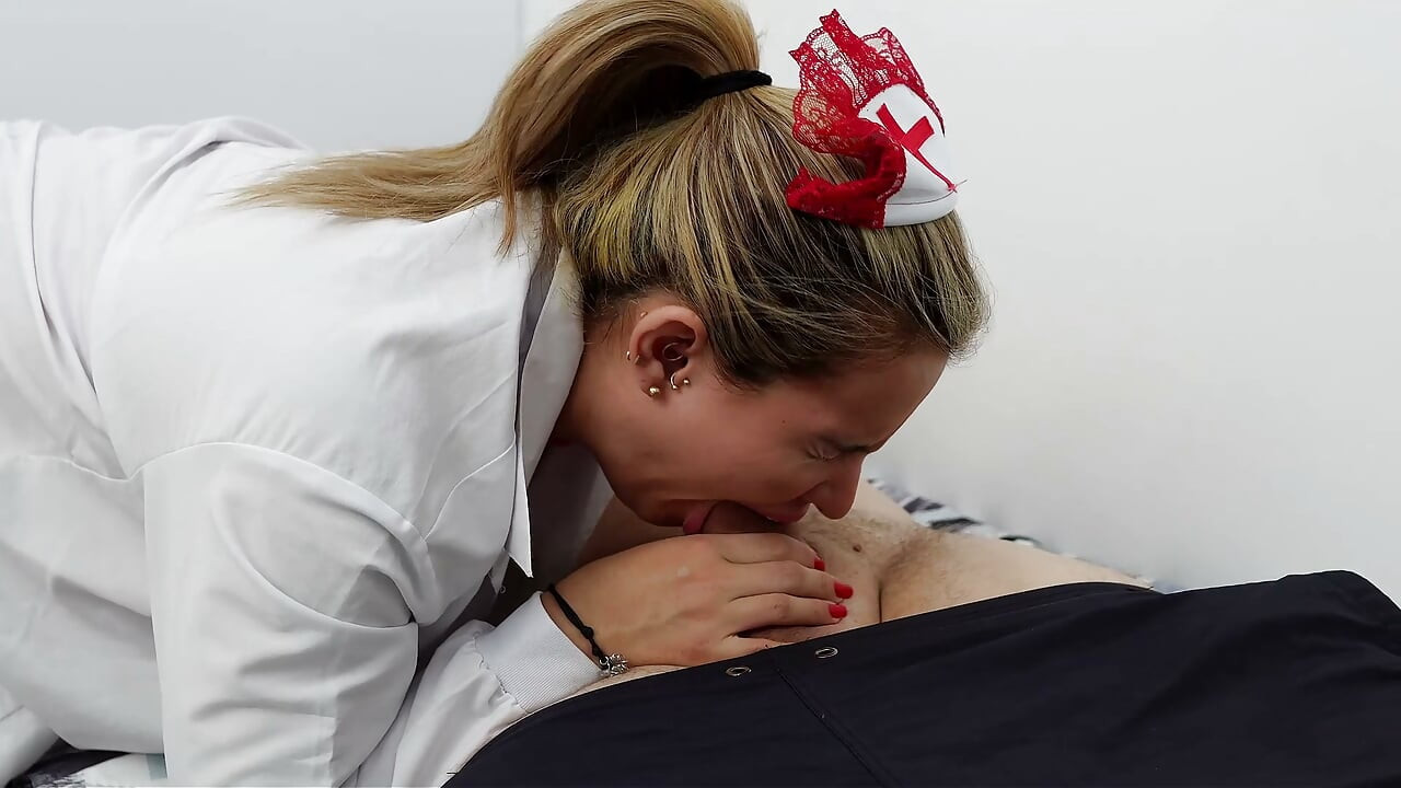 Doctor's Recommendations: I Fuck Sick Gamer to Relieve His Pain - Karen Sleent & Nick Jowell