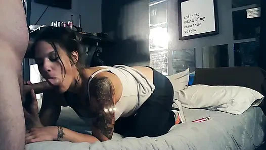 Seksi evli kadın yarak emiyor