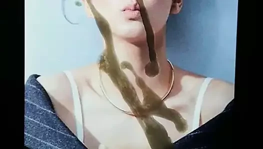 Blackpink jisoo boşalma haraç