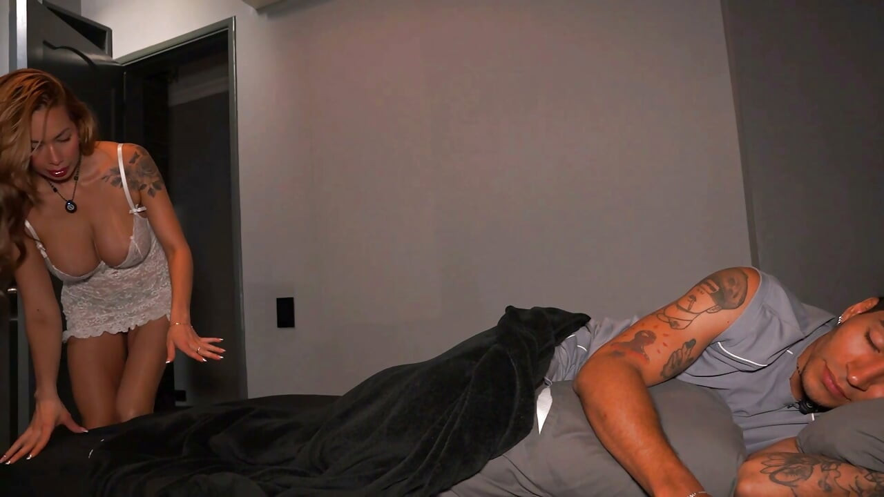 Big-breasted MILF stepson gets into the wrong bed and ends up getting fucked by her stepson
