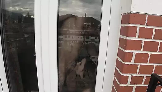 PELACUR KELINCI MENDAPAT WORTEL BESAR KE LUBANGNYA!