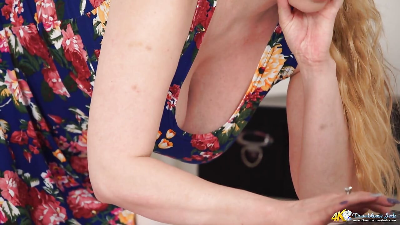 Downblouse Daydream - JOI