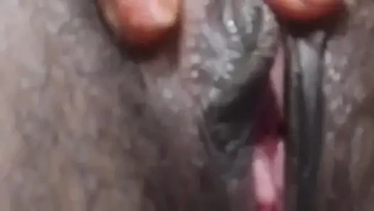 Yeni desi kadın oda turu yeni odada sikişiyor xxx