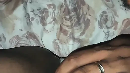 Hanya untukmu, sayangku. Ciuman dari kami!