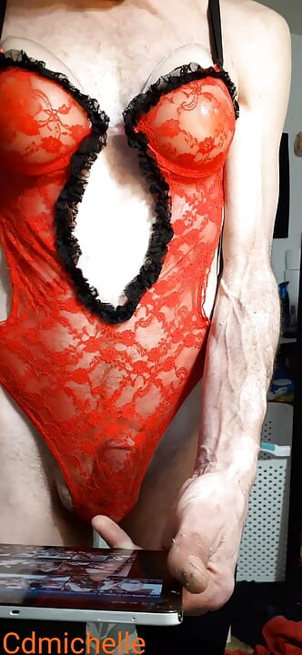 Cdmichelle รักการแต่งตัวข้ามเพศในสิ่งต่าง ๆ มากมาย