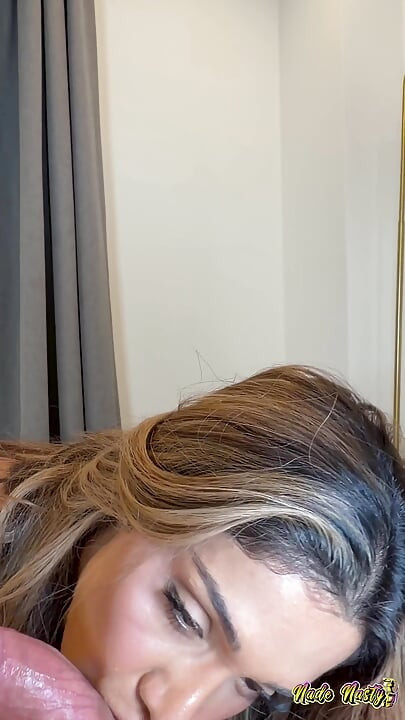 Kinky τρίο με την Jennifer White και την Ava Amira - Κάθετη