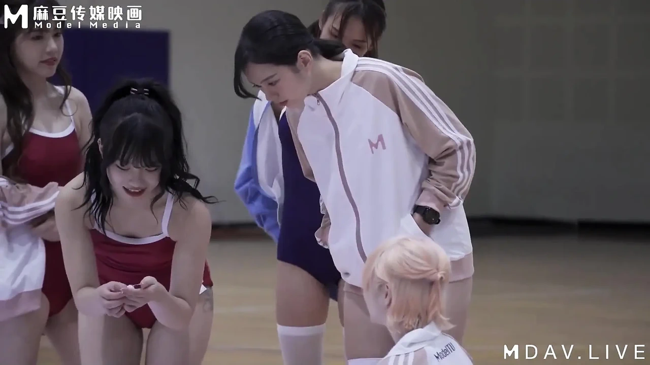 Mtvsq2-Ep8 女神体育祭／第八期／零摩擦力! 湿滑人体冰壶!
