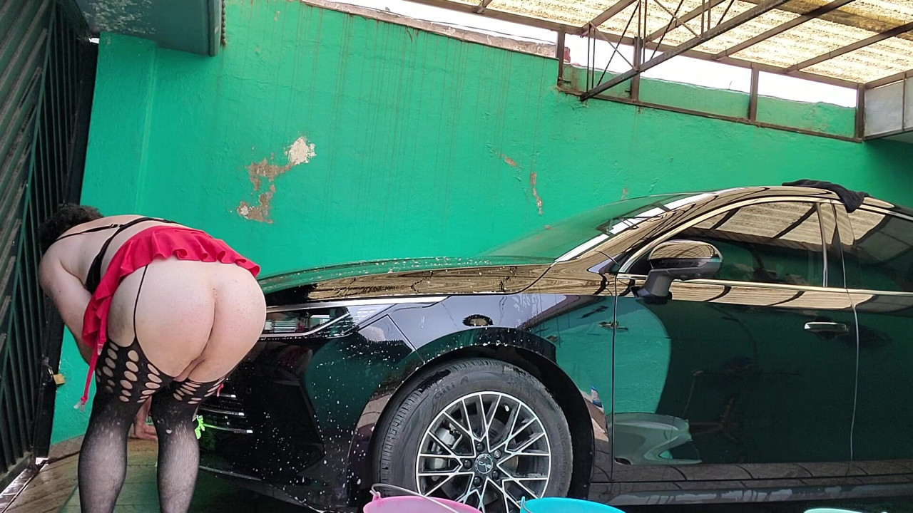 little whore washing the car